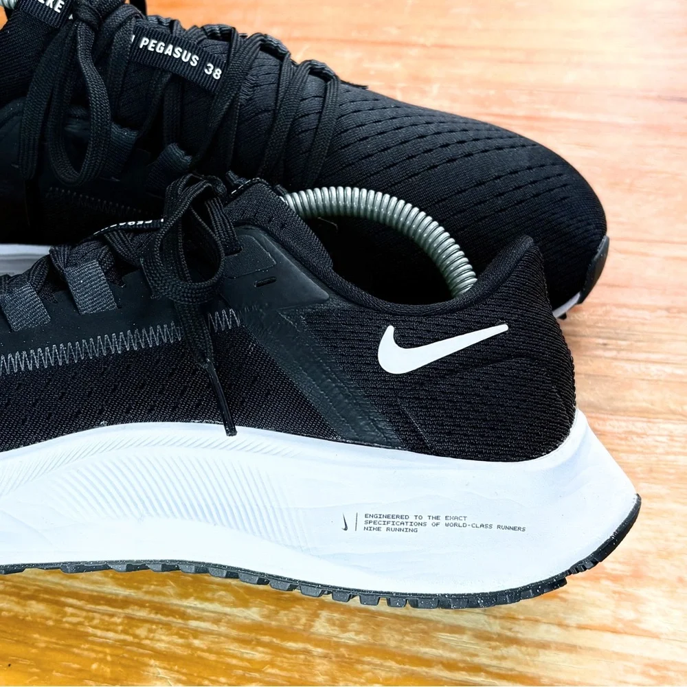 Nike Zoom Air Pegasus 38 Women’s Running Shoe - Picture 9 of 15